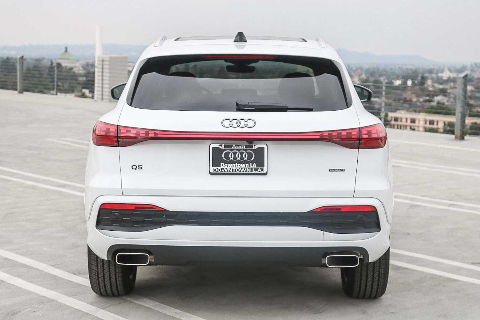 Thumbnail: 2025 Audi Q5 - 7