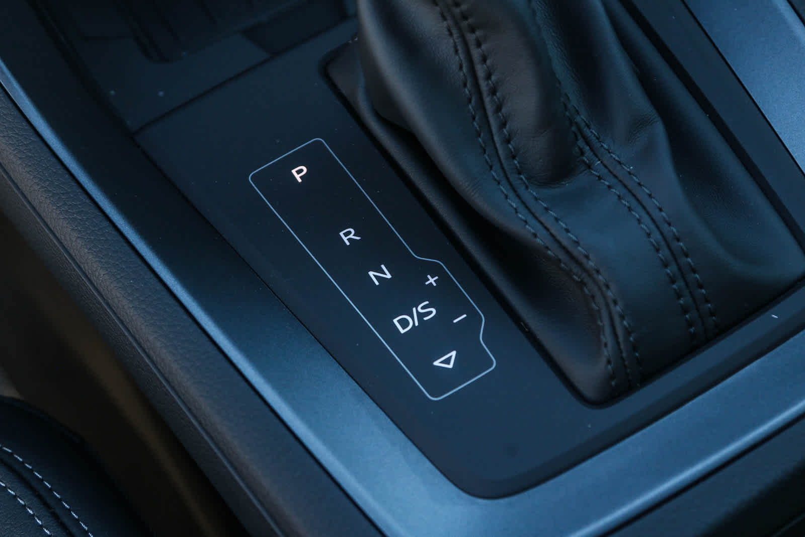 Thumbnail: 2025 Audi Q3 - 32