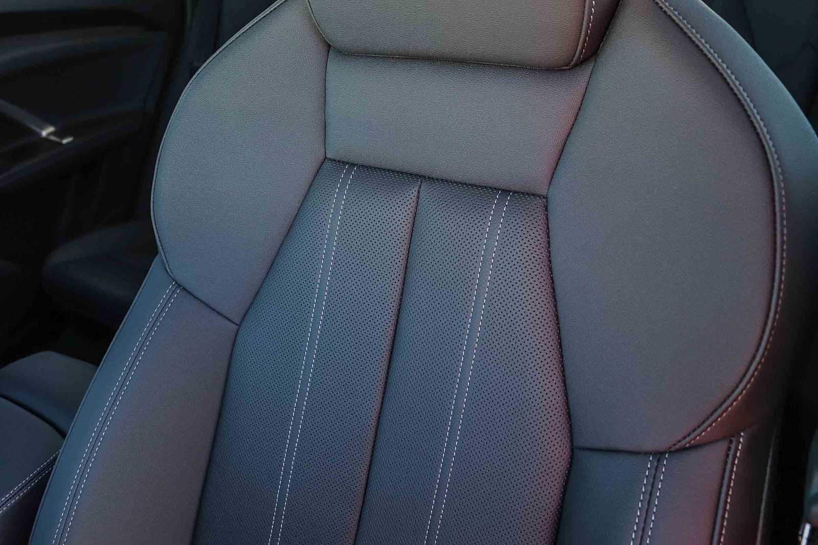 Thumbnail: 2025 Audi Q5 - 35