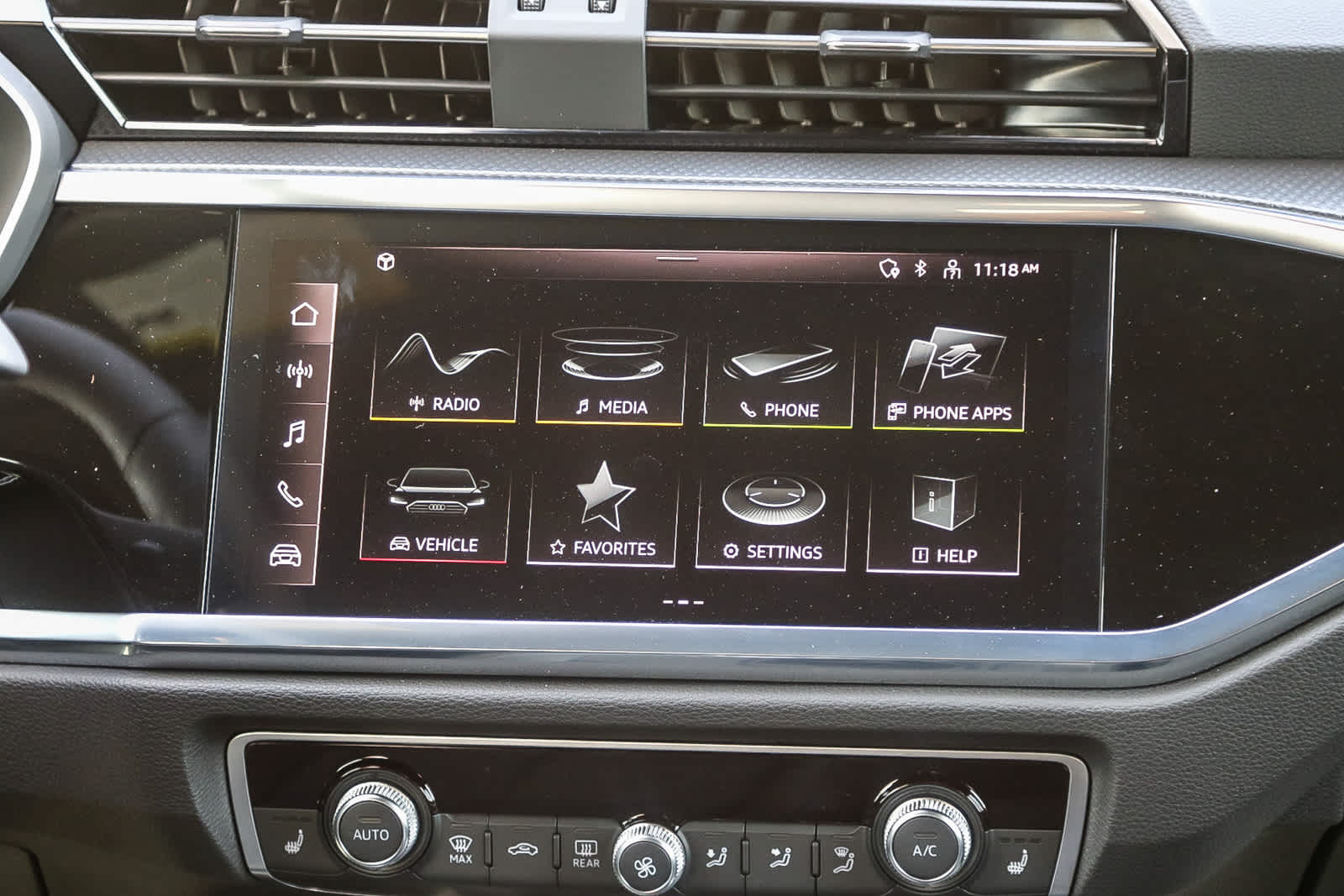 Thumbnail: 2025 Audi Q3 - 14