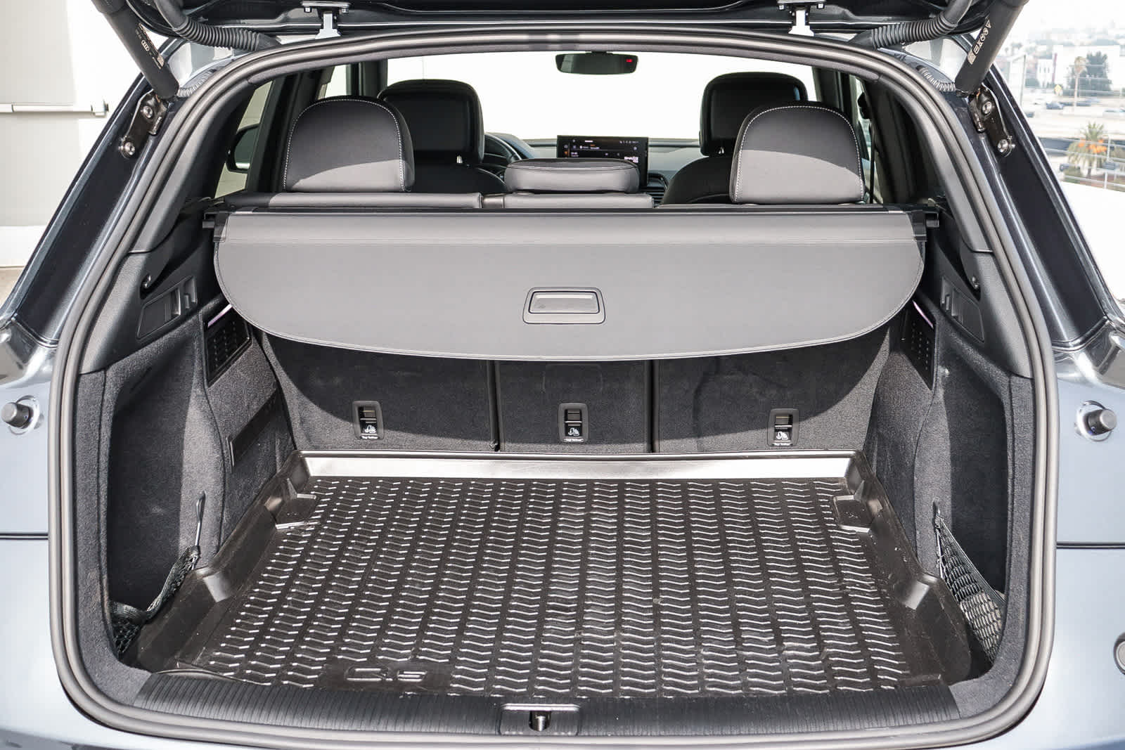 Thumbnail: 2023 Audi Q5 - 36