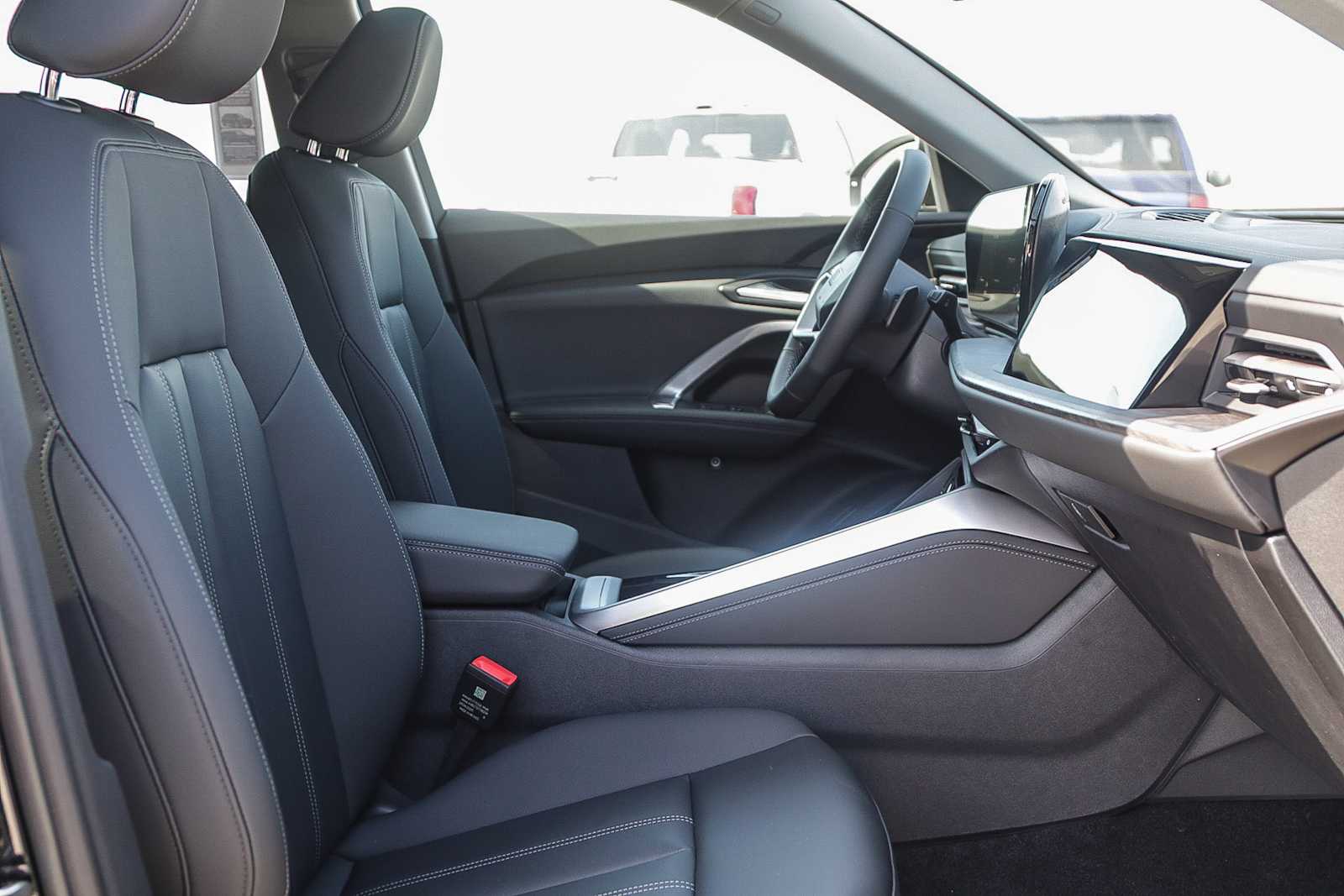 Thumbnail: 2025 Audi Q5 - 16