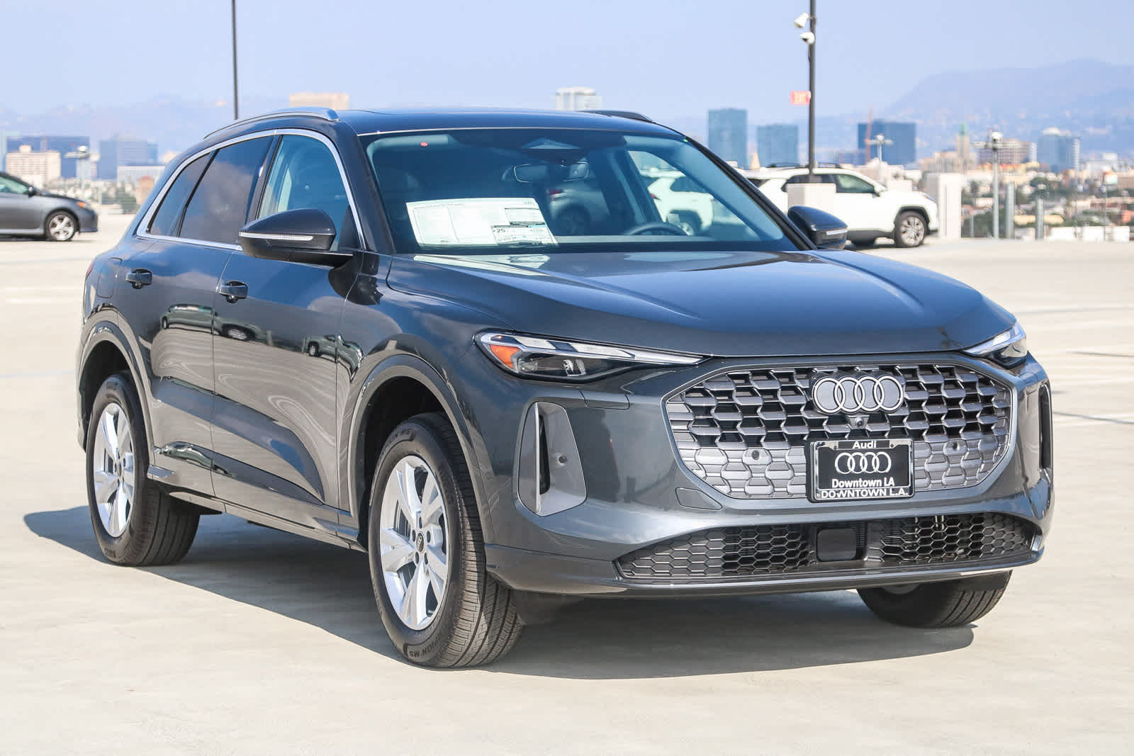 Thumbnail: 2025 Audi Q5 - 3