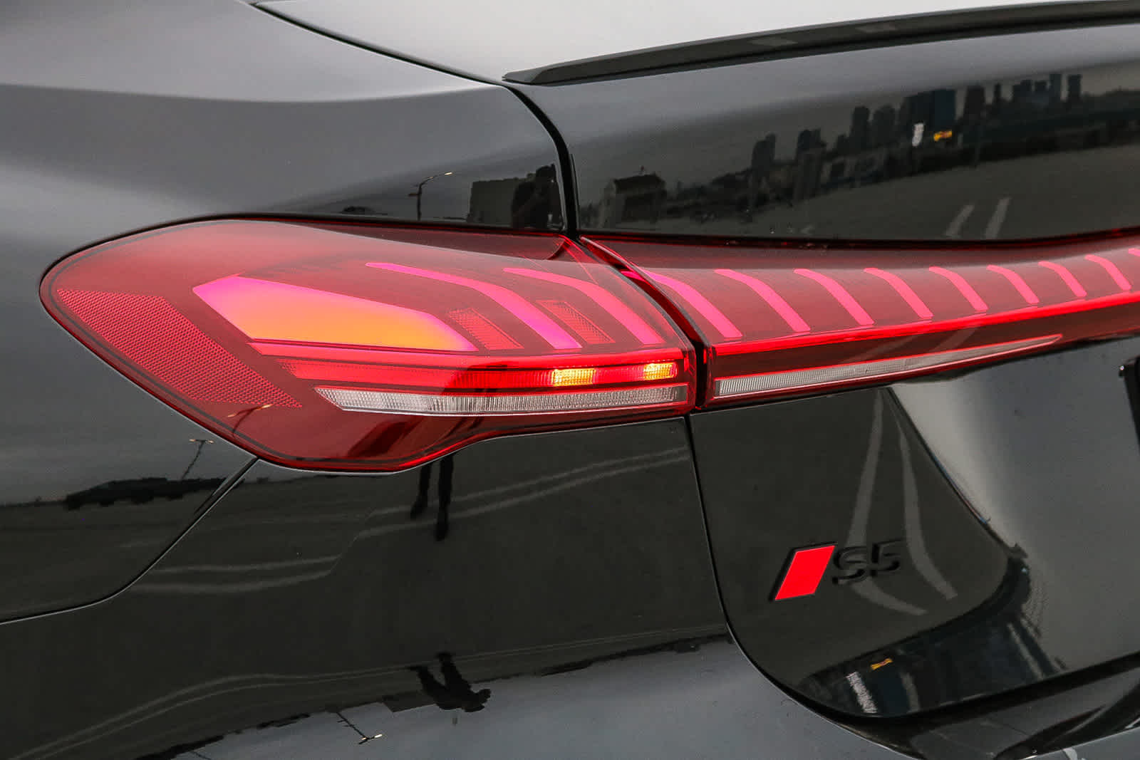 Thumbnail: 2025 Audi S5 - 11