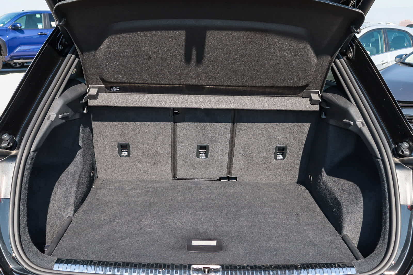 Thumbnail: 2023 Audi Q3 - 37