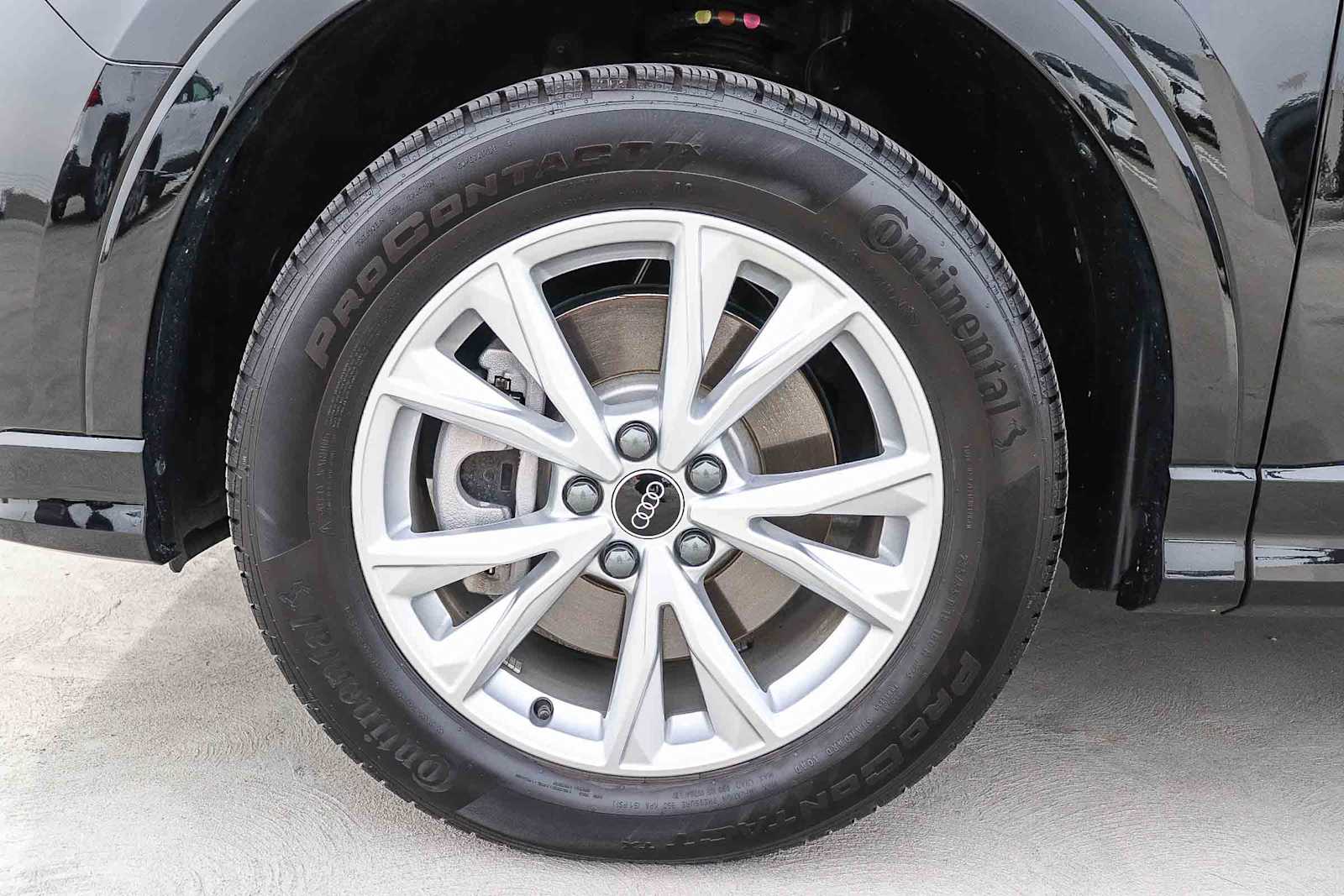 Thumbnail: 2025 Audi Q3 - 14