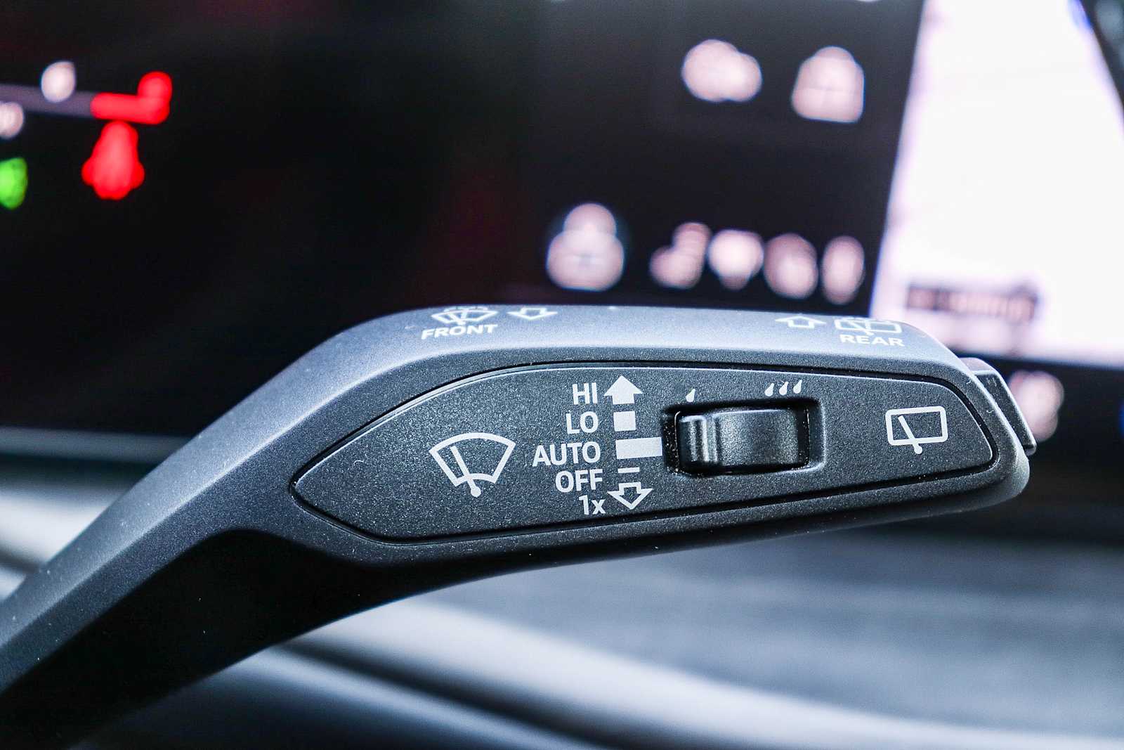 Thumbnail: 2025 Audi Q5 - 30