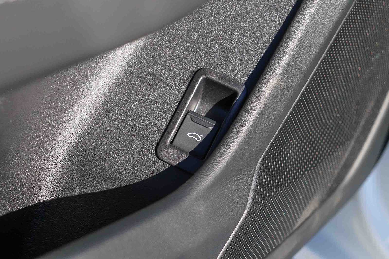 Thumbnail: 2026 Audi A6 - 27