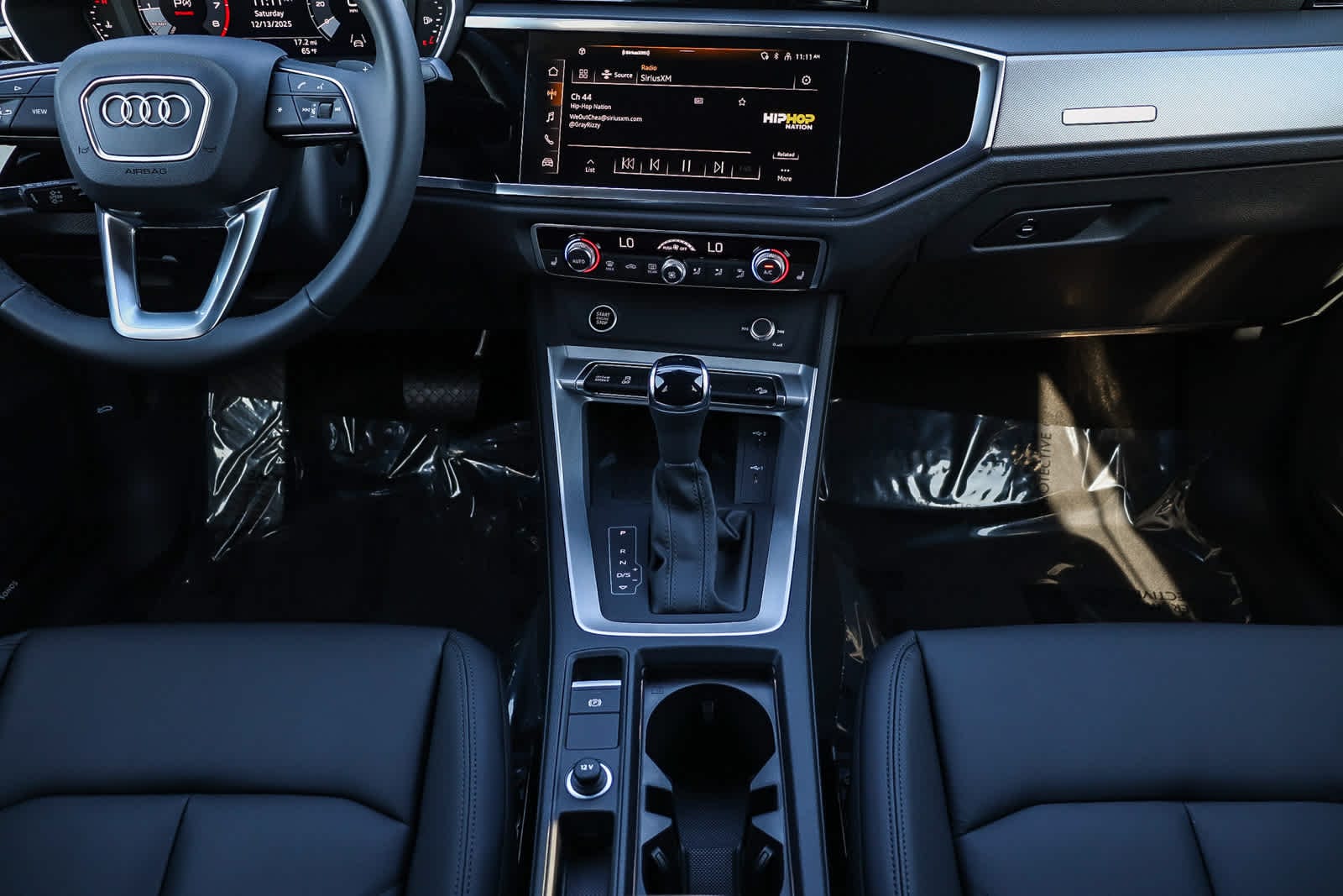 Thumbnail: 2025 Audi Q3 - 17