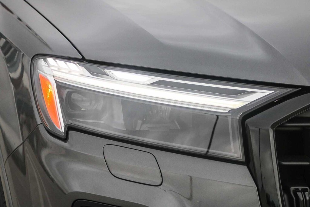 New 2026 Audi Q7 55 Premium Plus SUV