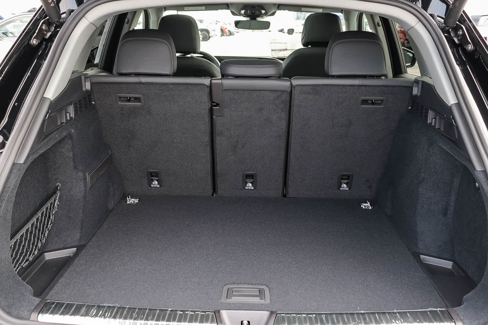 Thumbnail: 2025 Audi Q5 - 36