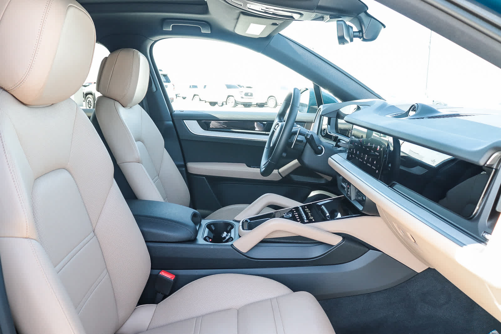 Thumbnail: 2025 Porsche  - 24