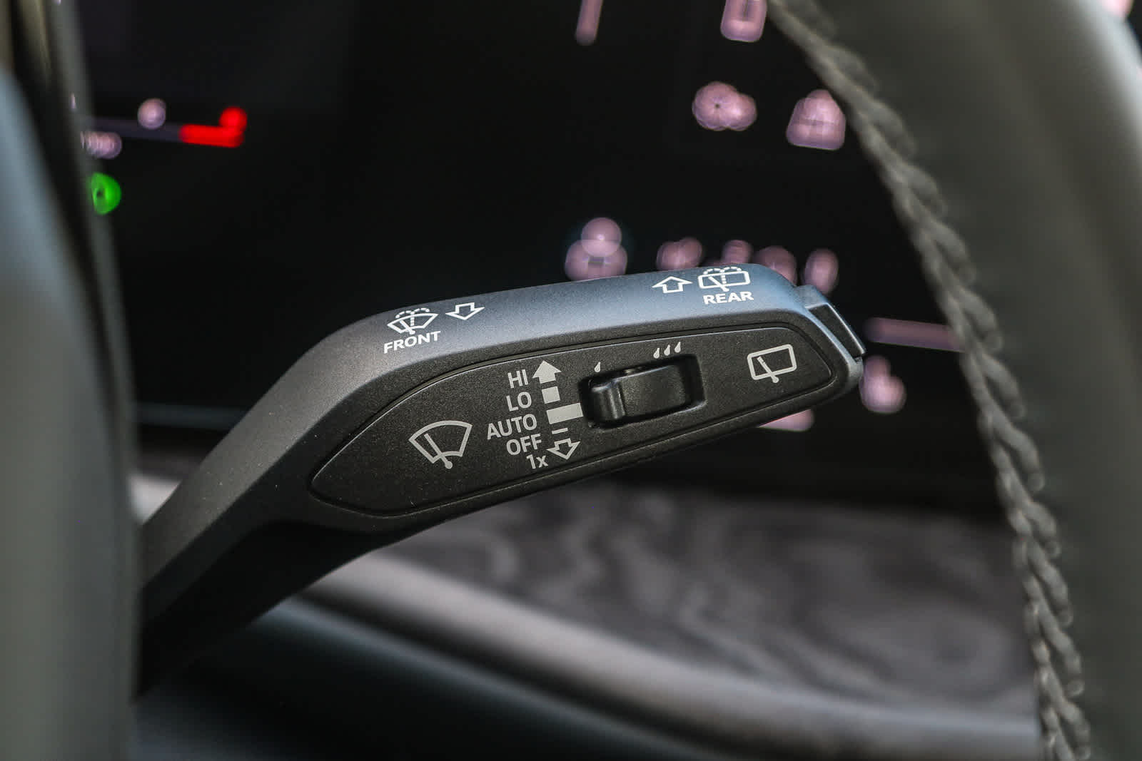 Thumbnail: 2025 Audi Q5 - 35