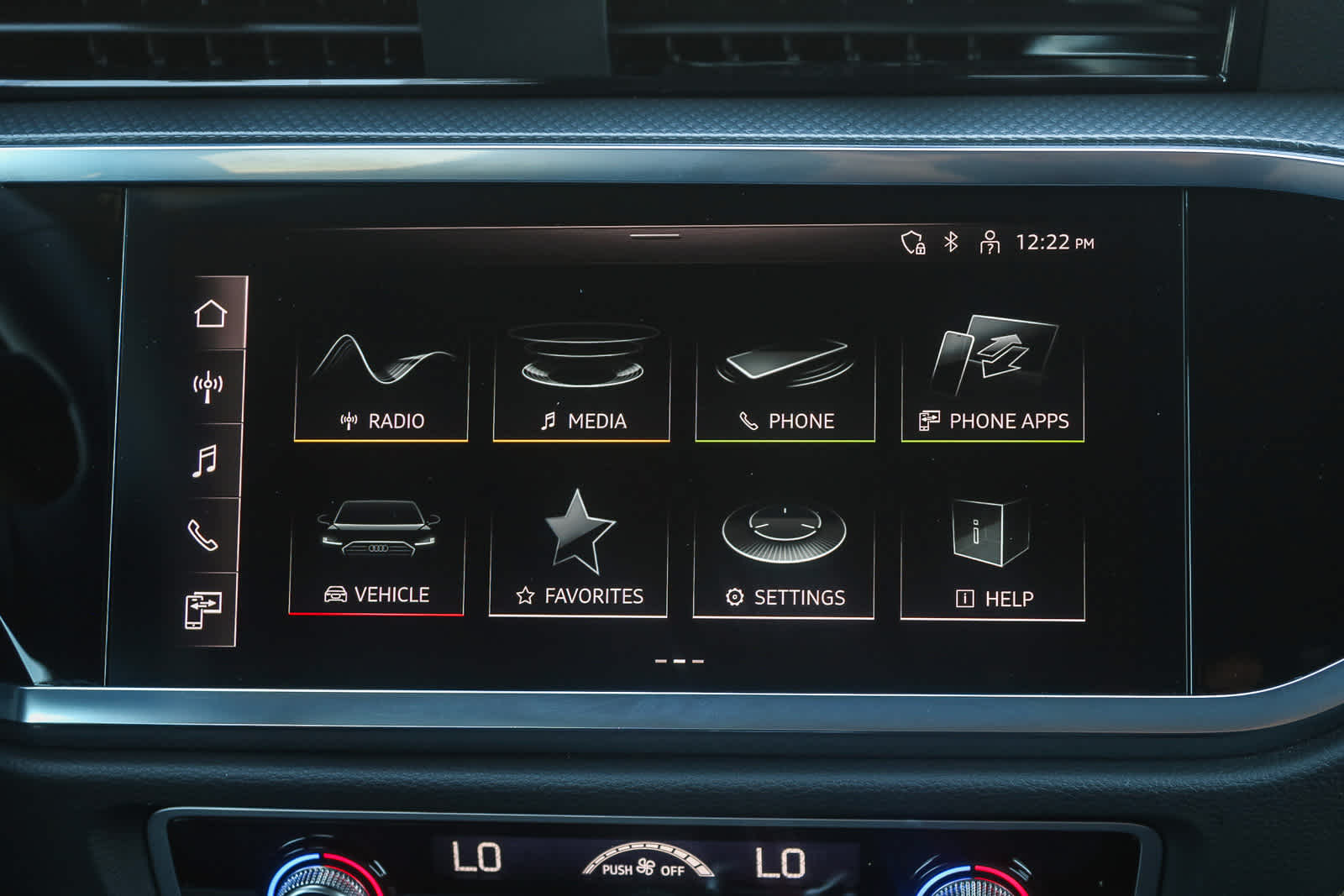 Thumbnail: 2025 Audi Q3 - 19