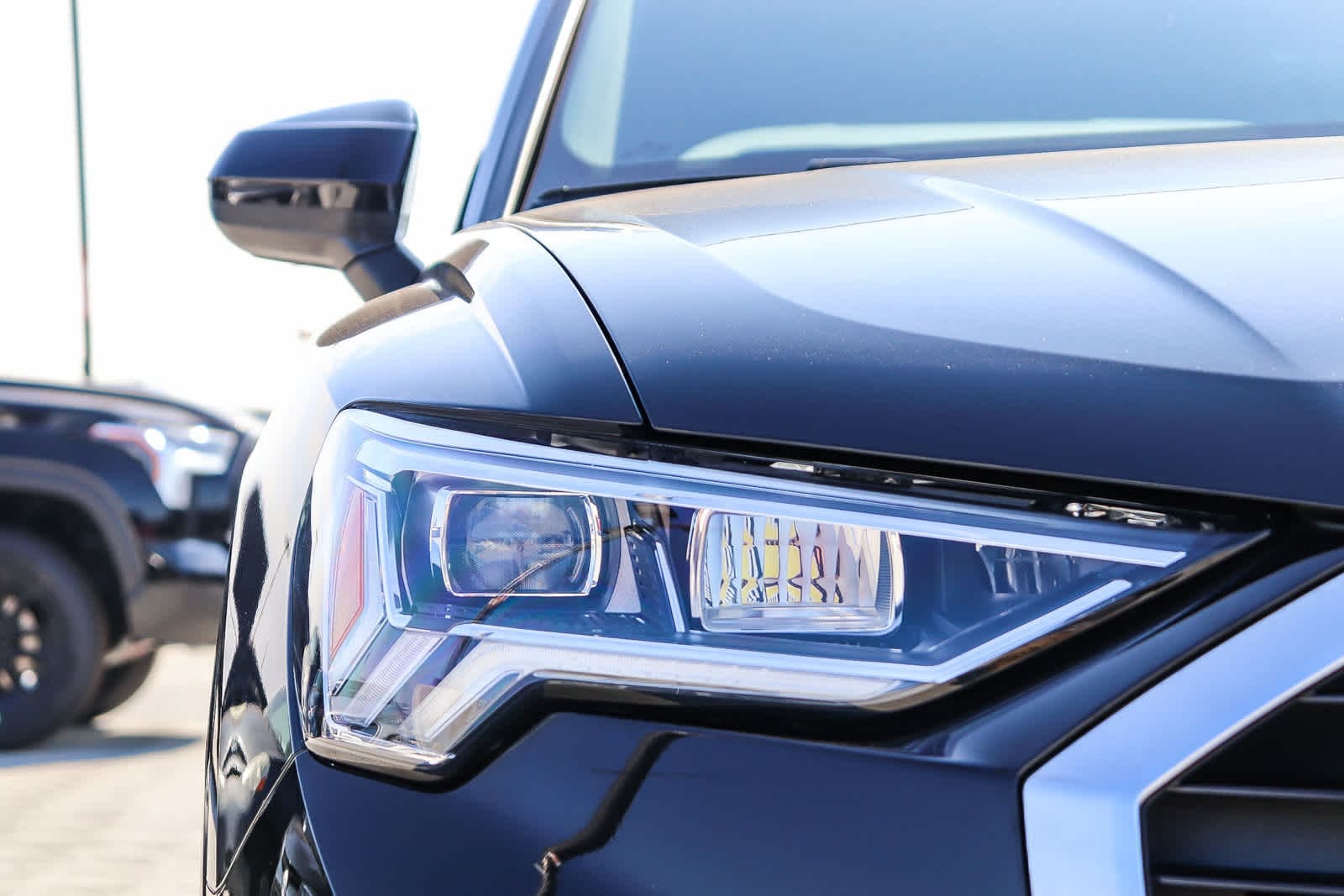 Thumbnail: 2023 Audi Q3 - 6