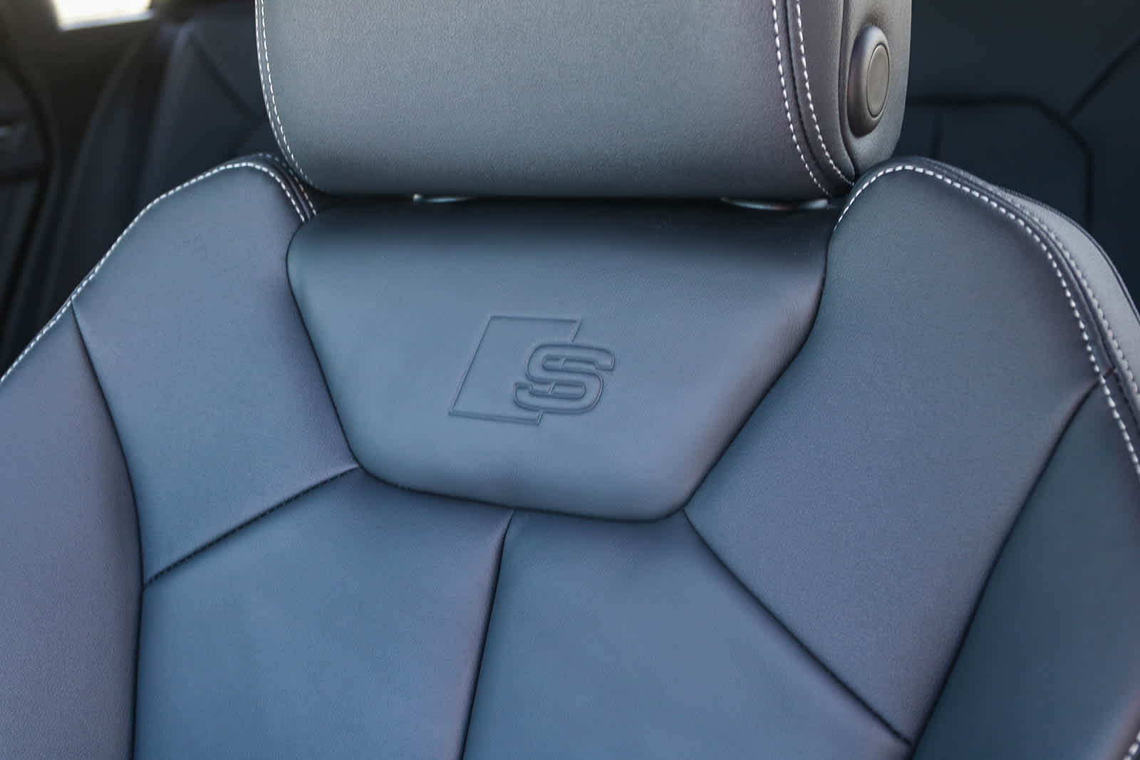 Thumbnail: 2025 Audi Q3 - 45