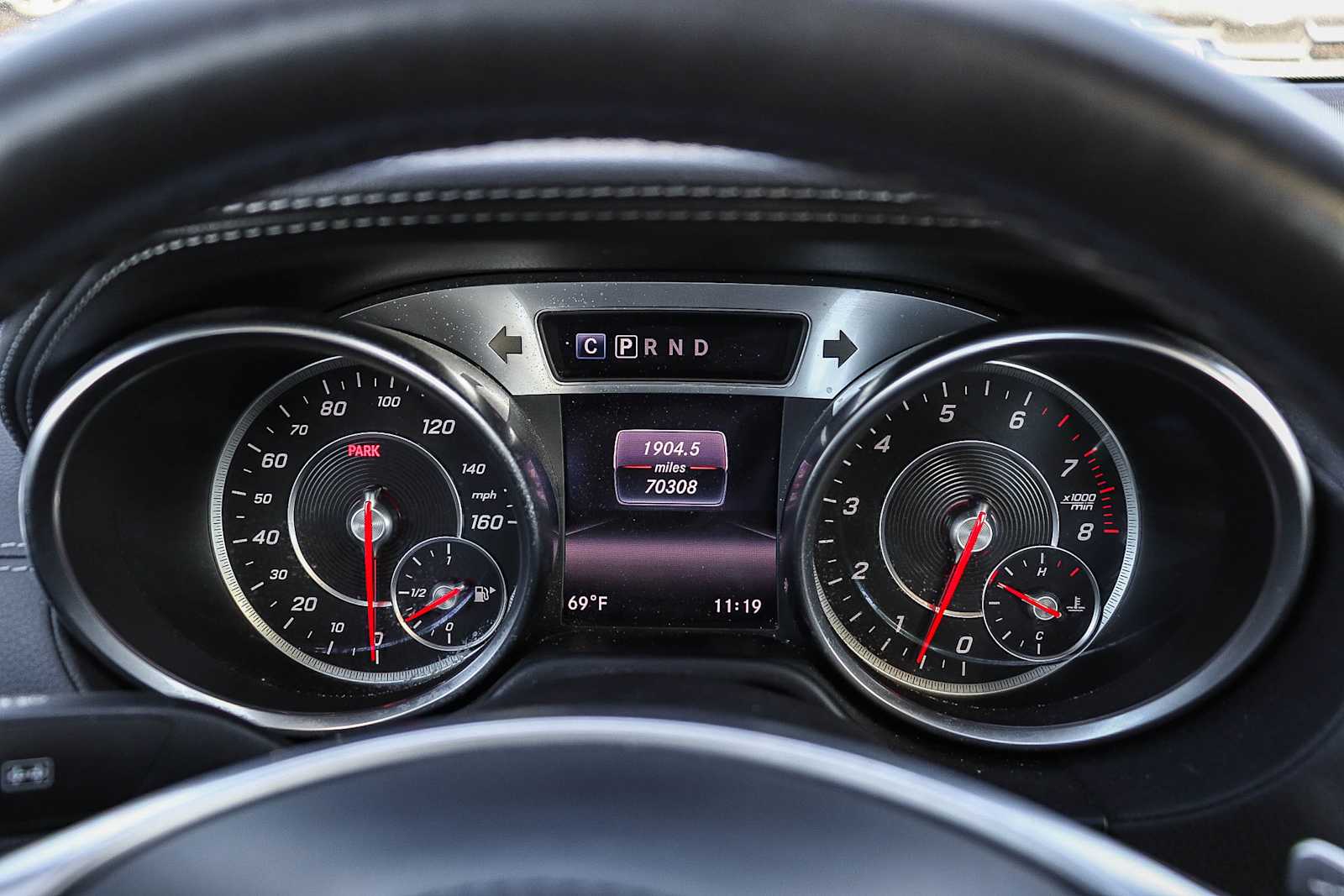 Thumbnail: 2018 Mercedes-Benz SL-Class - 37