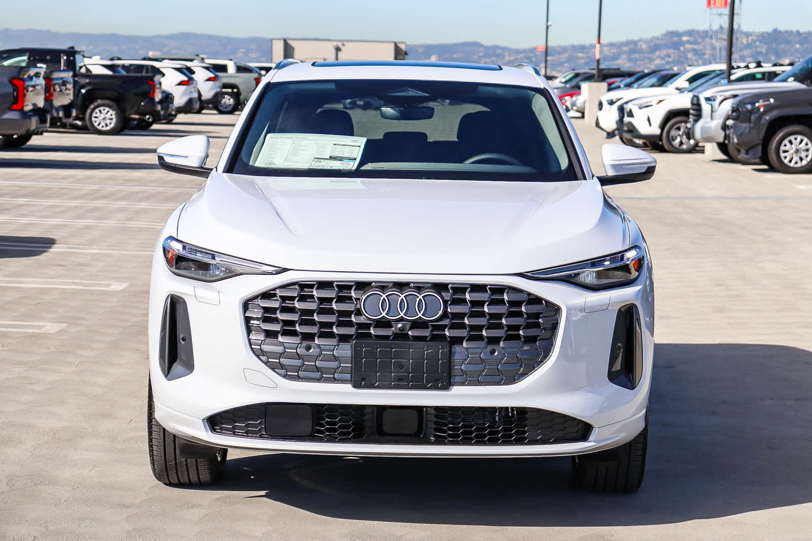 Thumbnail: 2025 Audi Q5 - 2