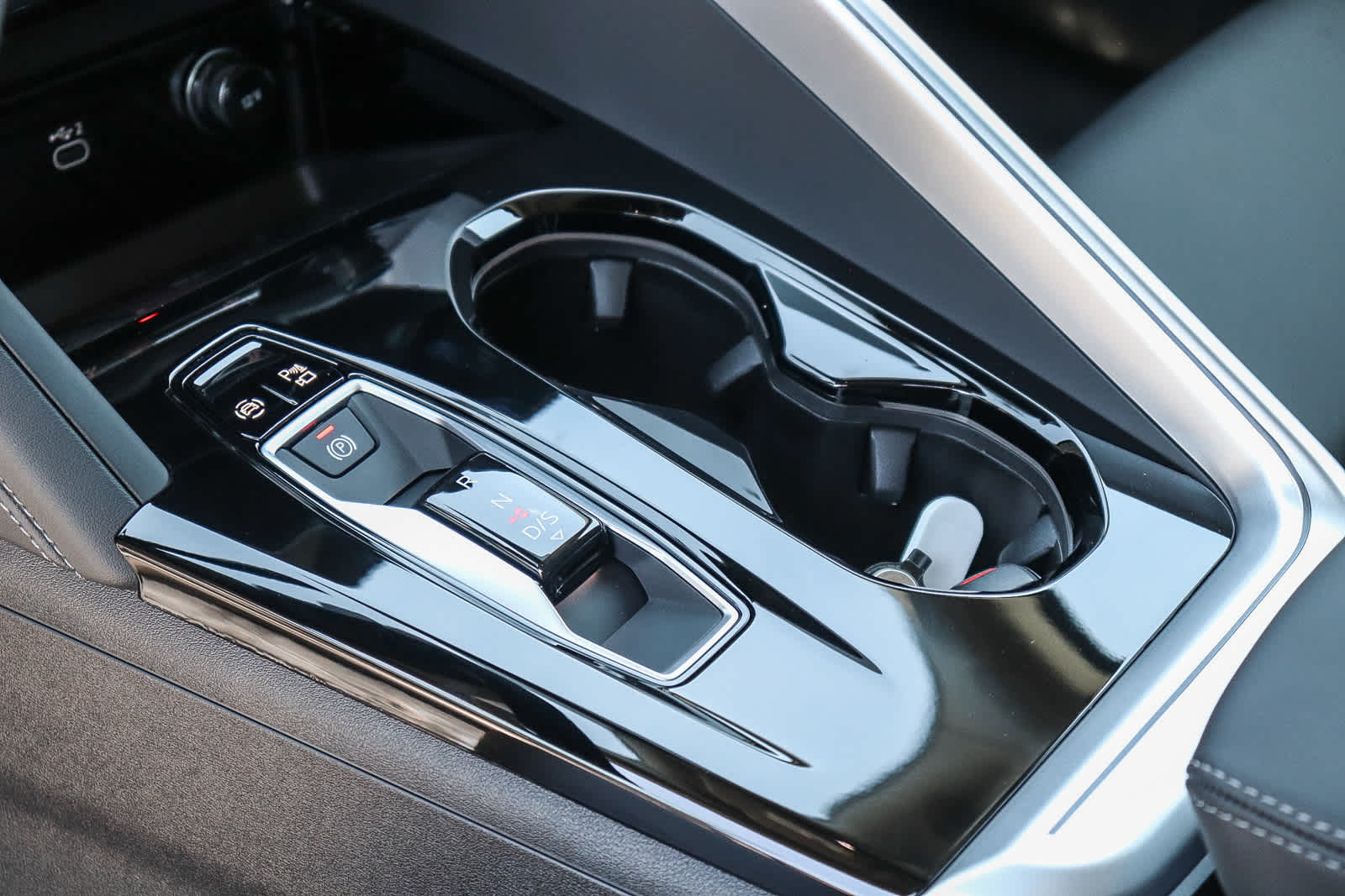 Thumbnail: 2025 Audi Q5 - 20