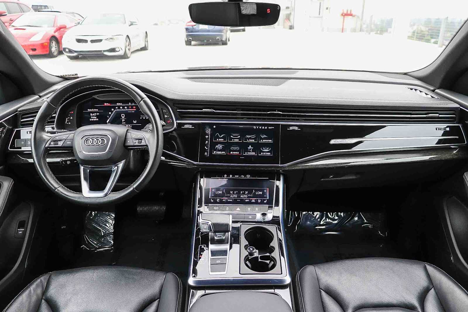 Thumbnail: 2023 Audi Q8 - 16