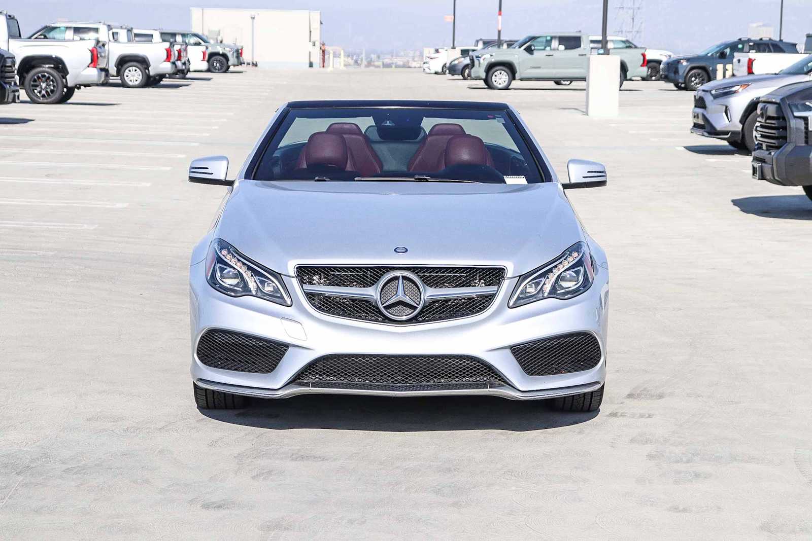 Thumbnail: 2016 Mercedes-Benz E-Class - 8