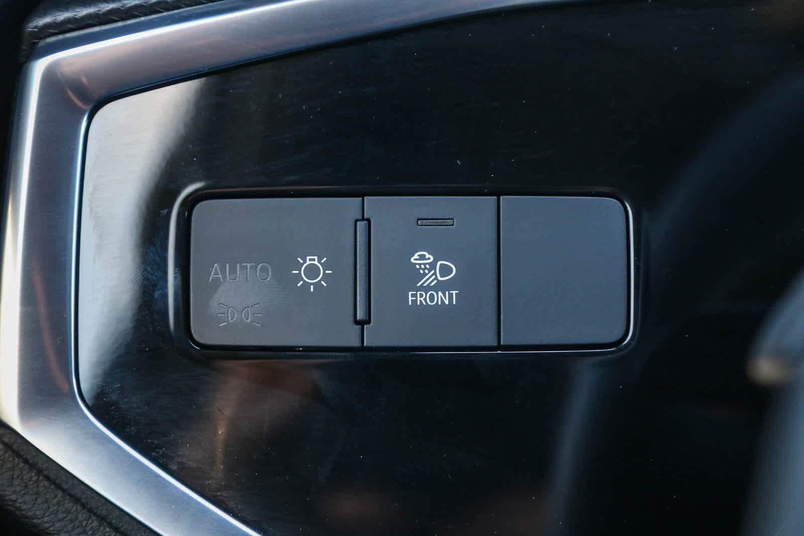 Thumbnail: 2025 Audi Q3 - 37