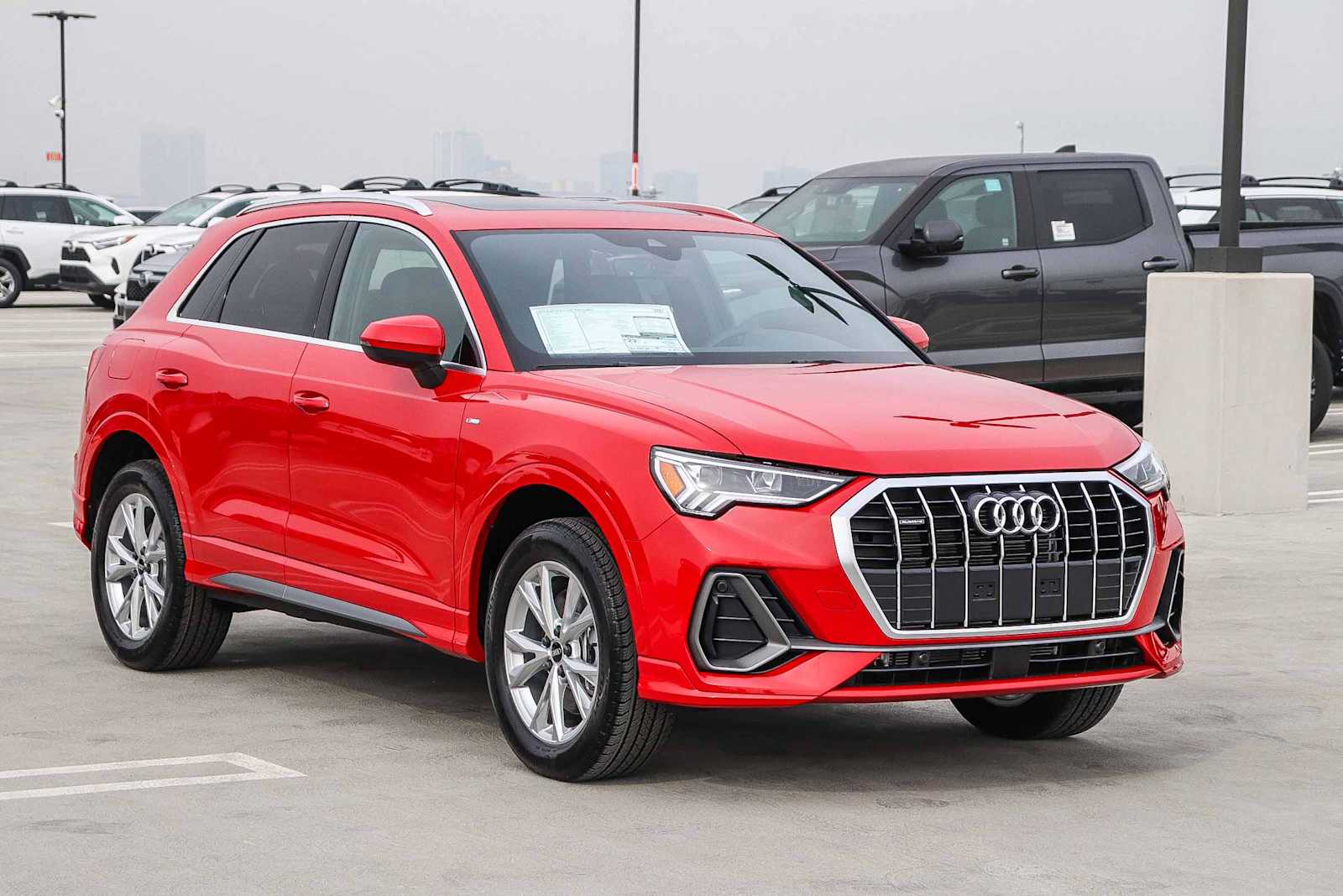 Thumbnail: 2025 Audi Q3 - 3
