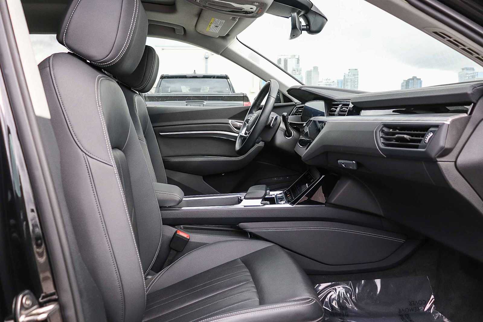 Thumbnail: 2024 Audi Q8 e-tron - 23