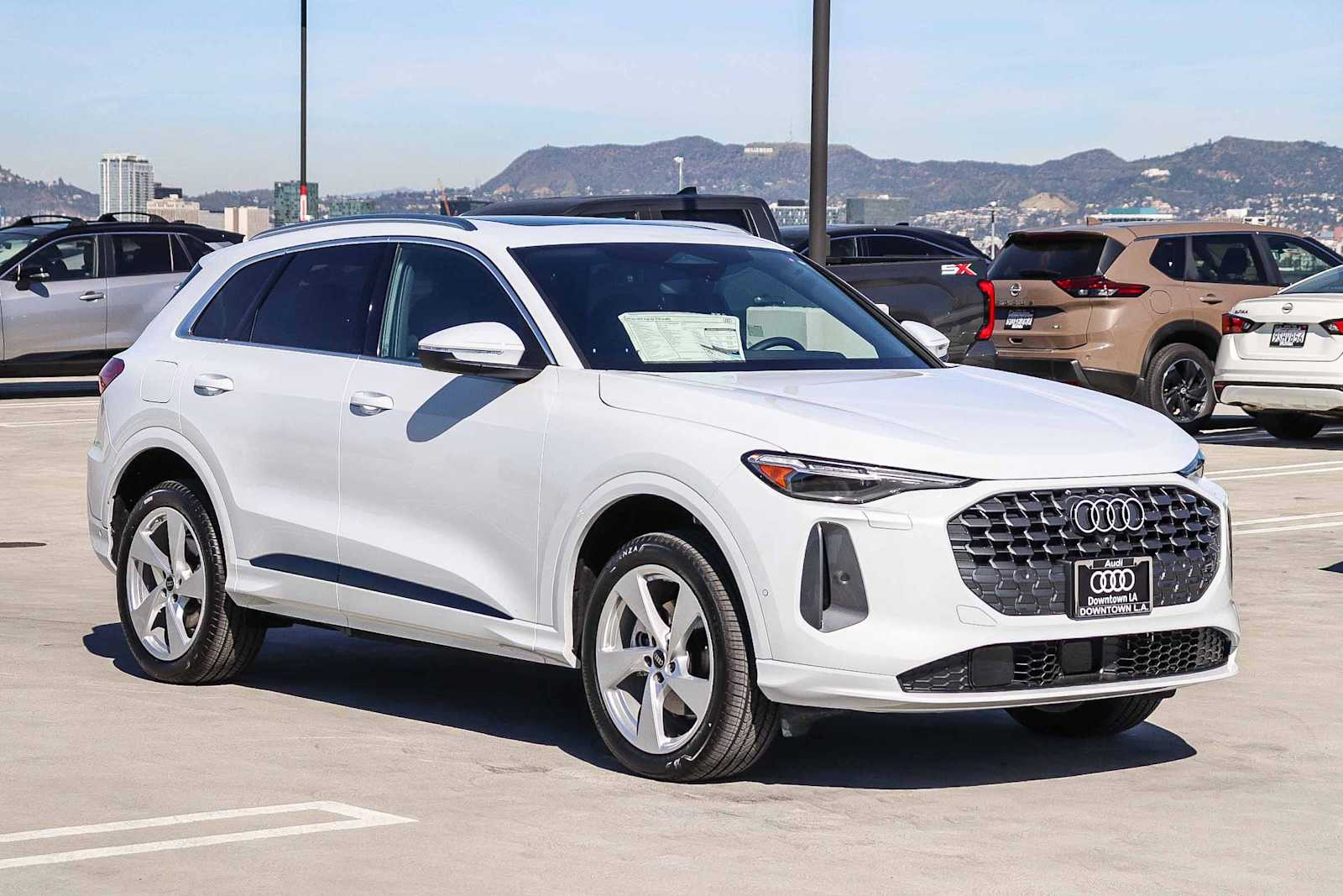 Thumbnail: 2025 Audi Q5 - 3