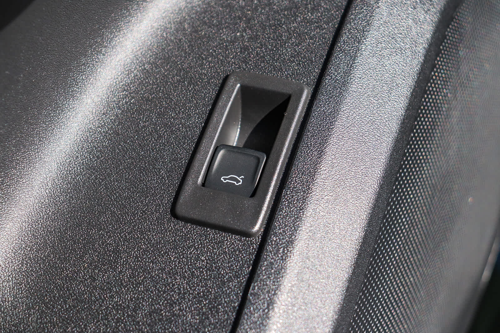 Thumbnail: 2025 Audi Q5 - 27