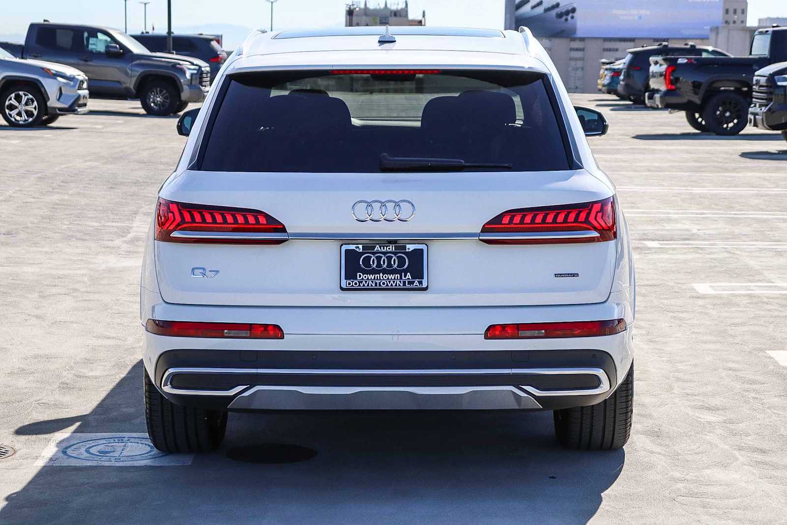 Thumbnail: 2023 Audi Q7 - 5