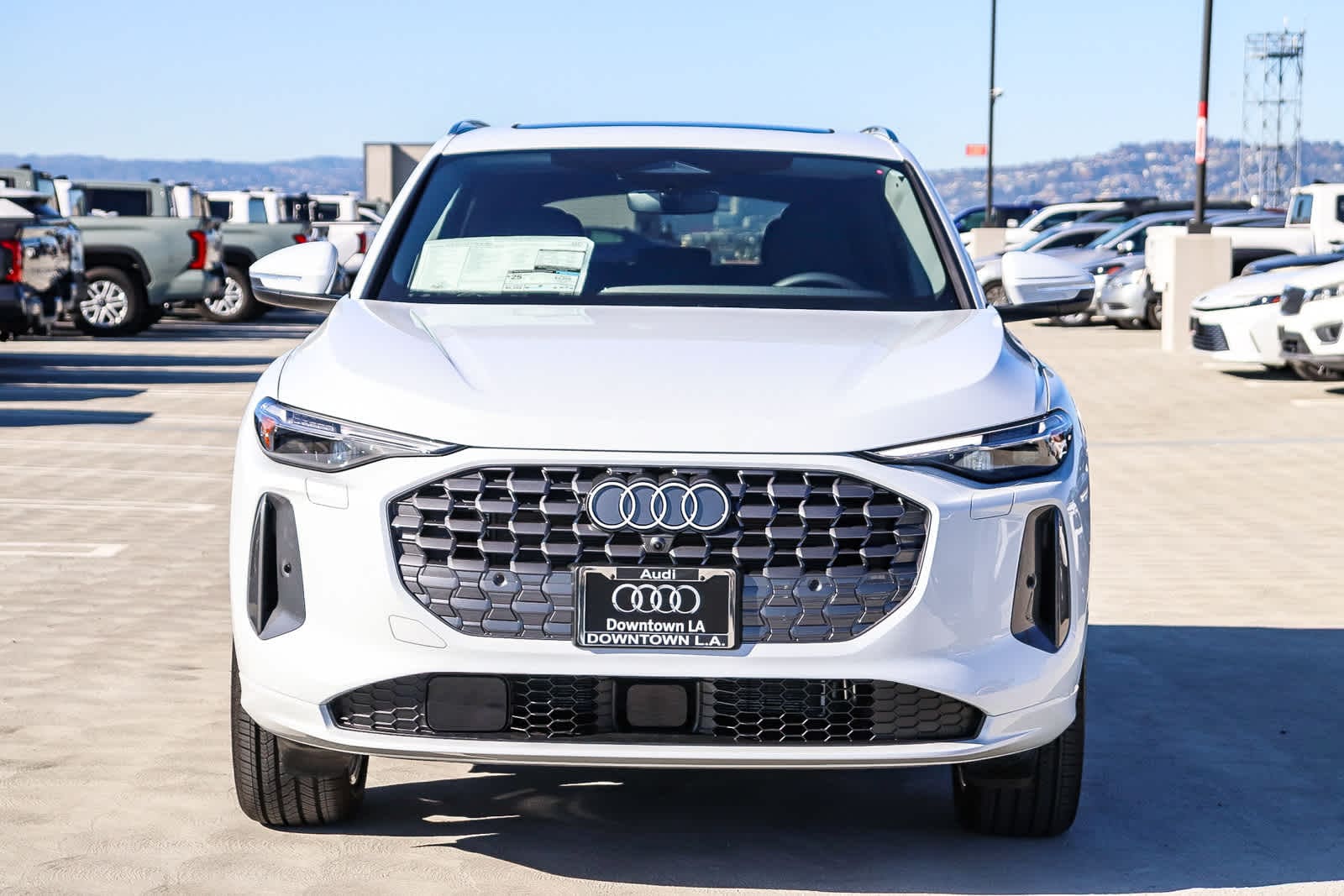 Thumbnail: 2025 Audi Q5 - 2