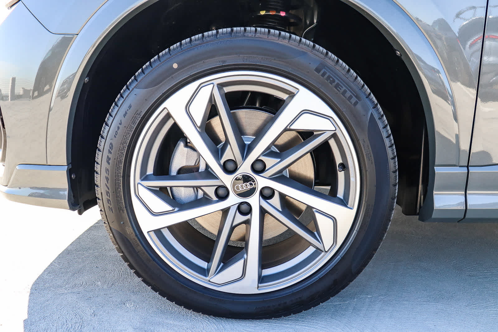 Thumbnail: 2025 Audi Q3 - 14