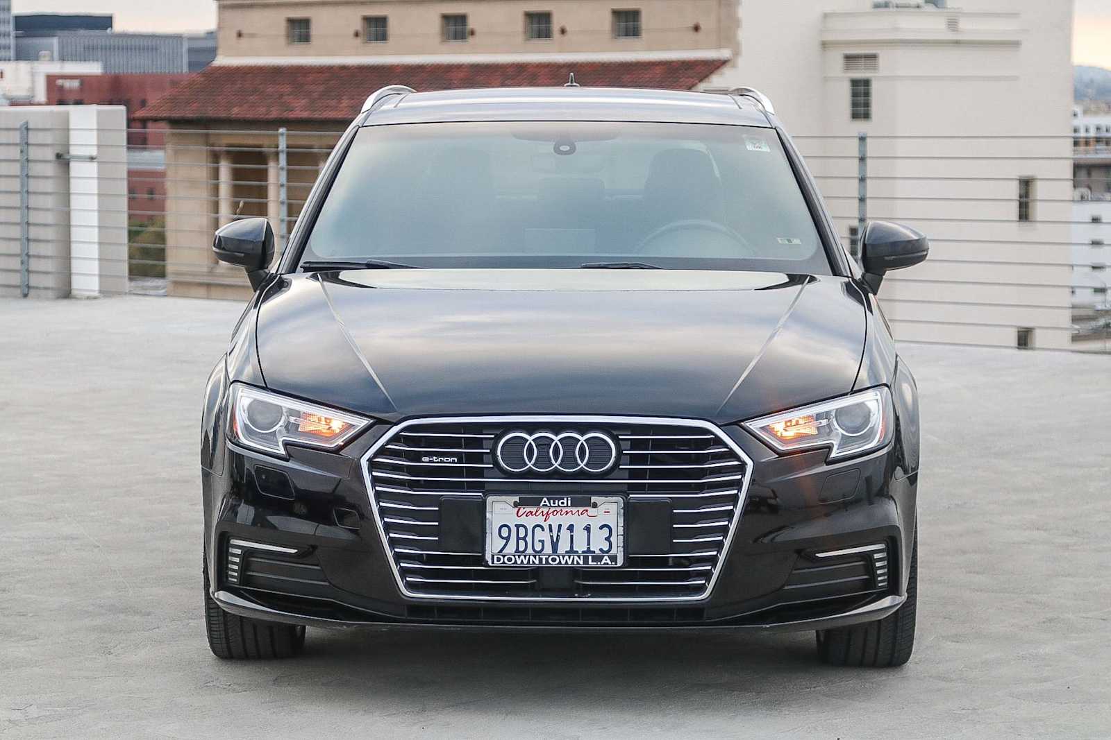 Thumbnail: 2018 Audi A3 e-tron - 2