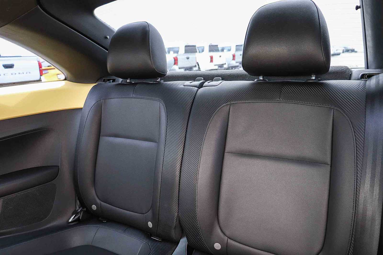 Thumbnail: 2012 Volkswagen Beetle - 25