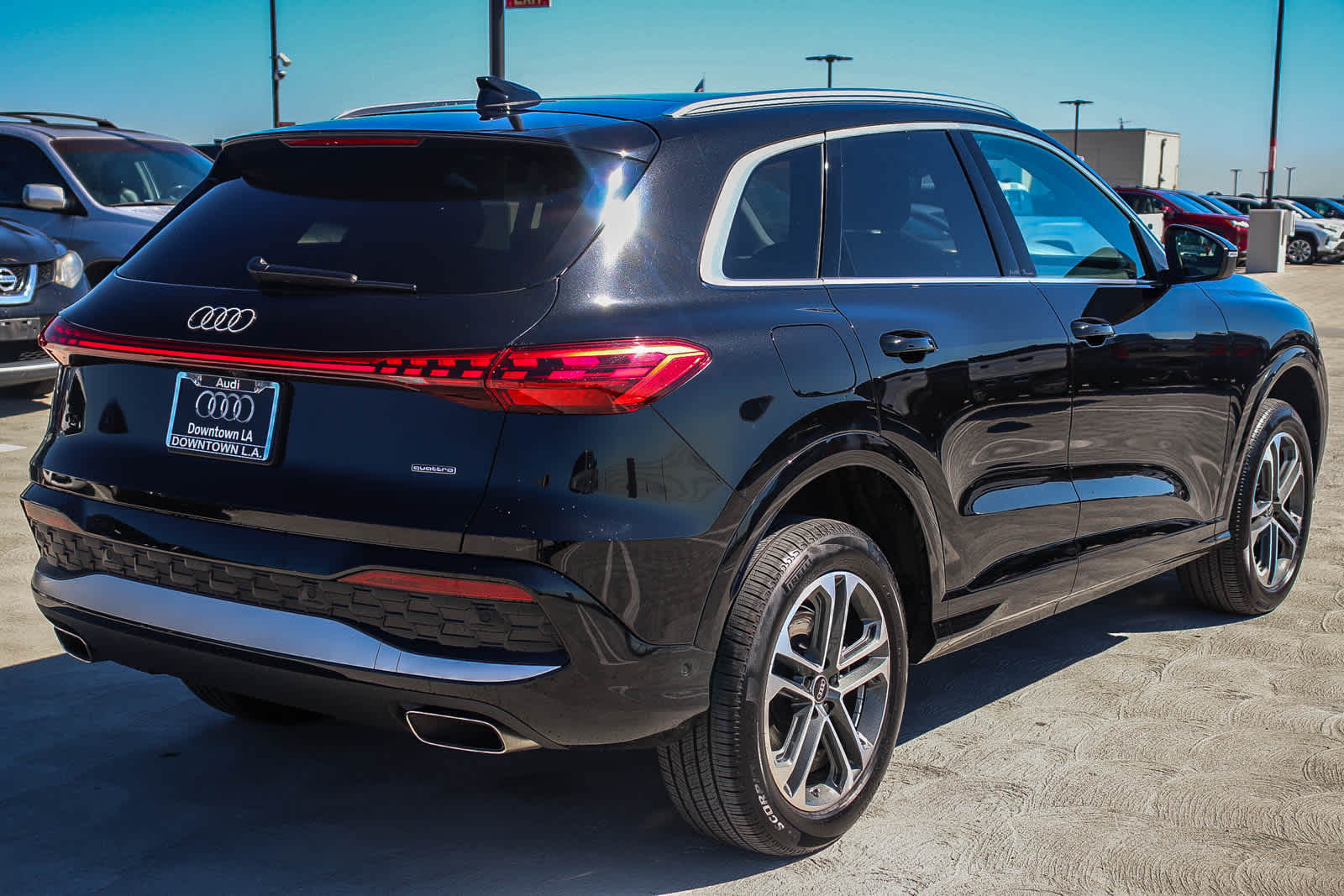 Thumbnail: 2025 Audi Q5 - 7