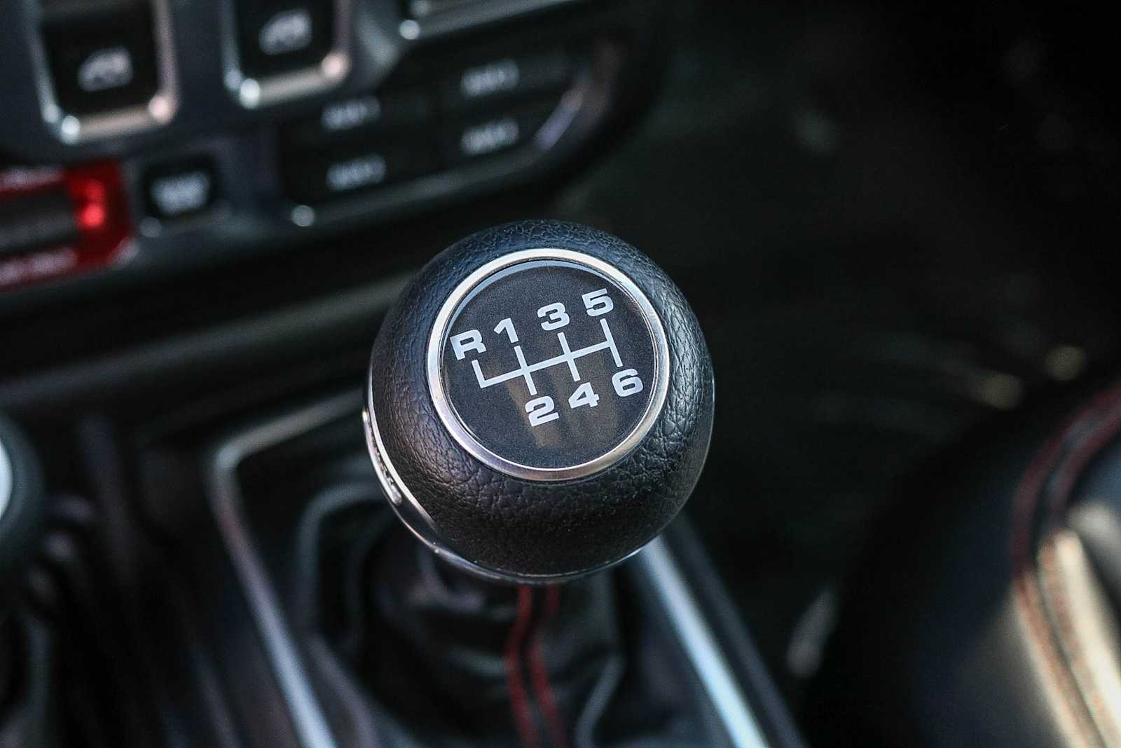 Thumbnail: 2018 Jeep Wrangler - 31