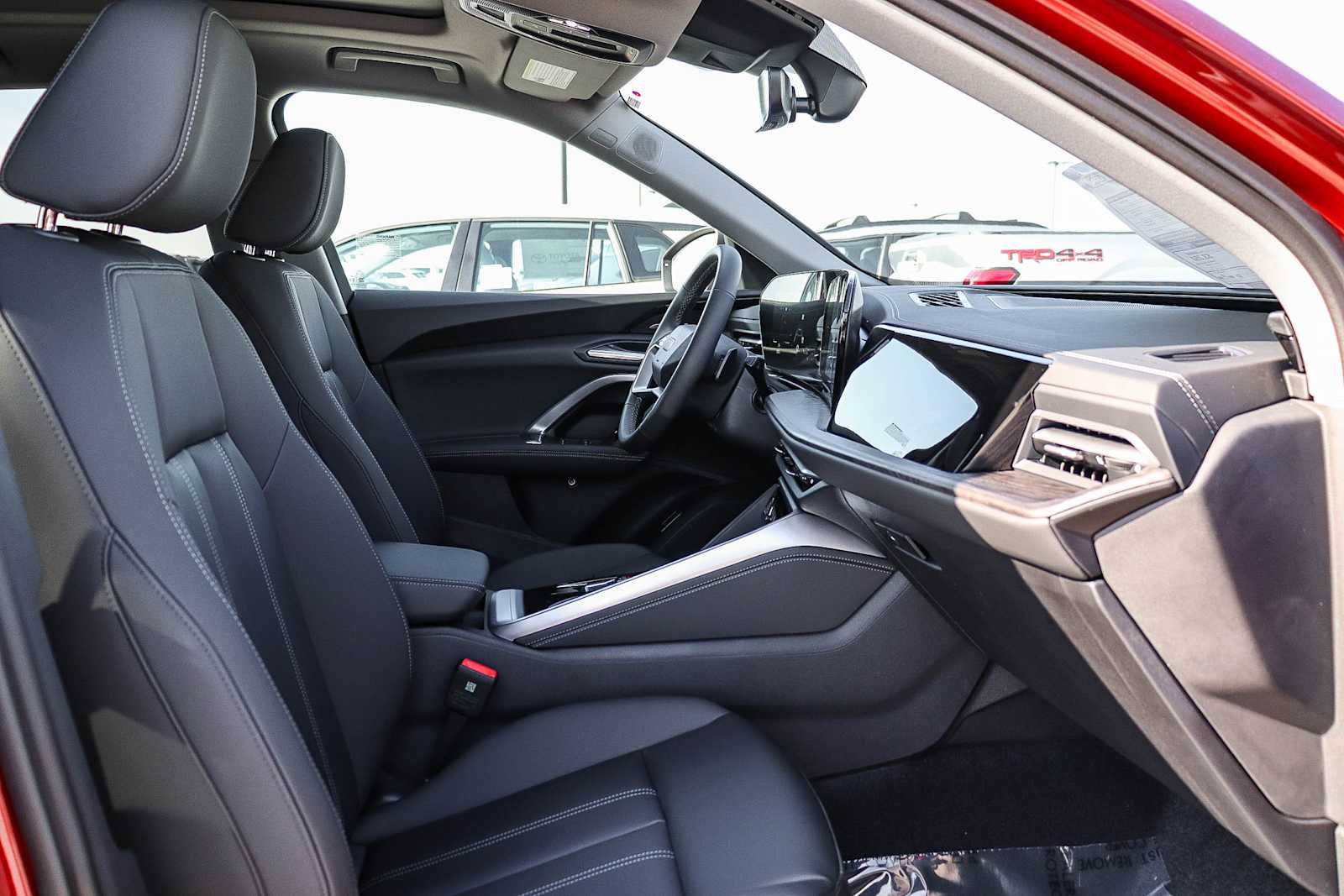 Thumbnail: 2025 Audi Q5 - 21