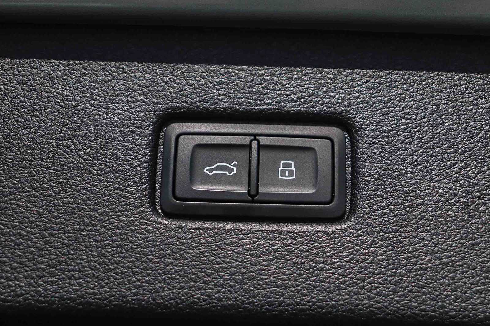 Thumbnail: 2025 Audi Q7 - 40