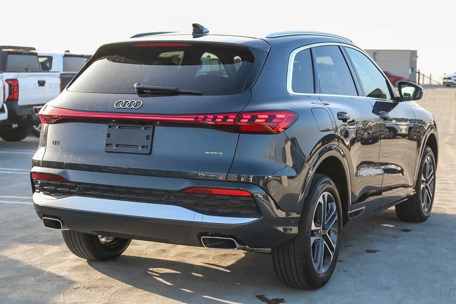 Thumbnail: 2025 Audi Q5 - 7