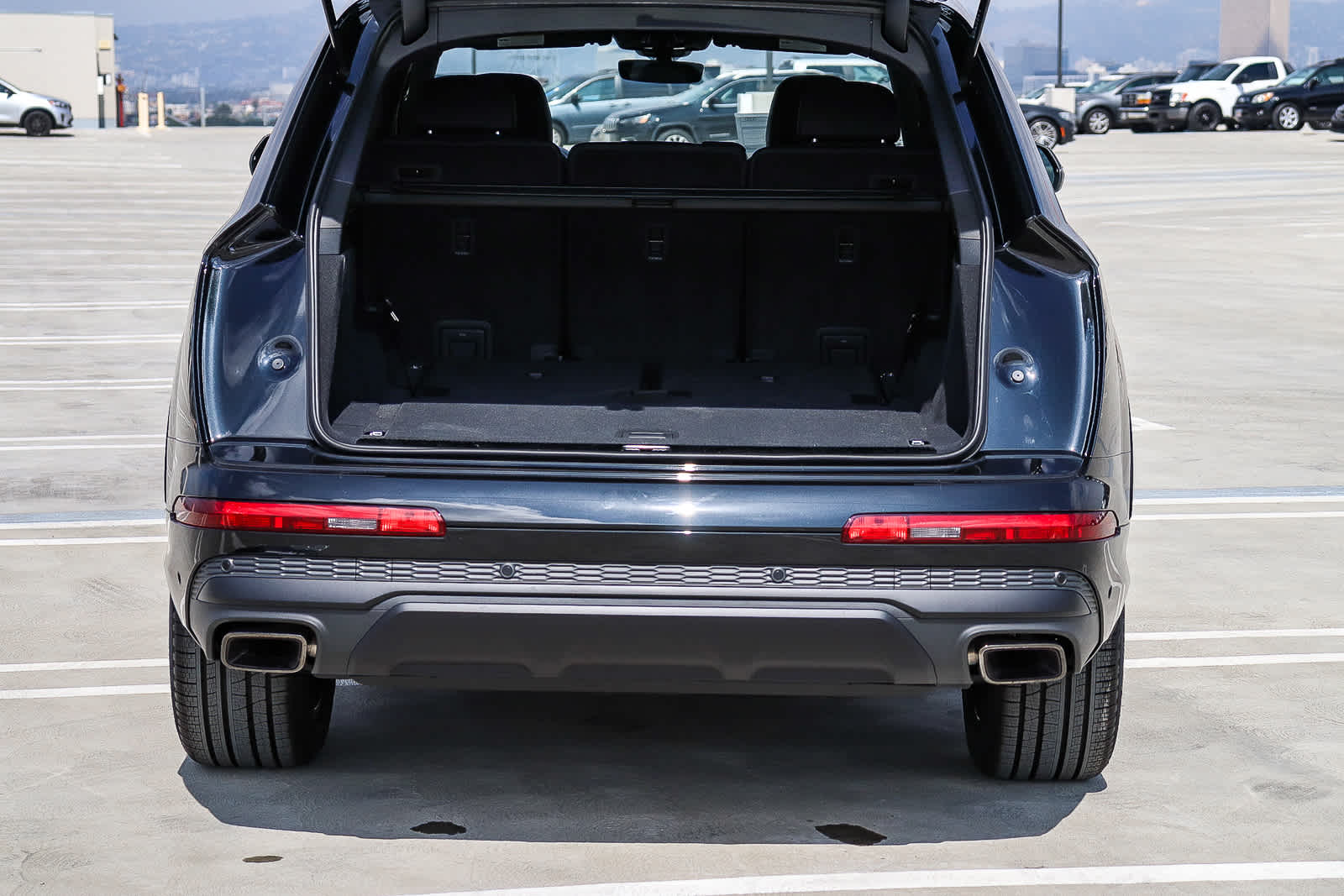 Thumbnail: 2026 Audi Q7 - 38