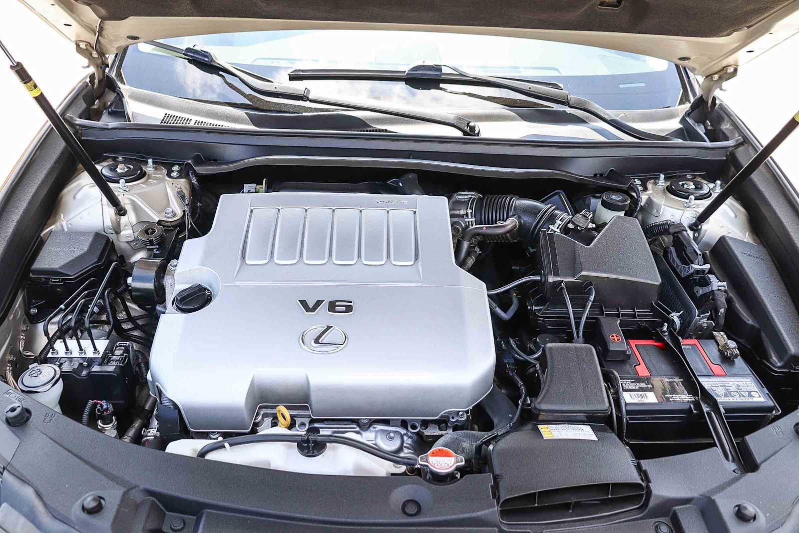 Thumbnail: 2016 Lexus ES - 36