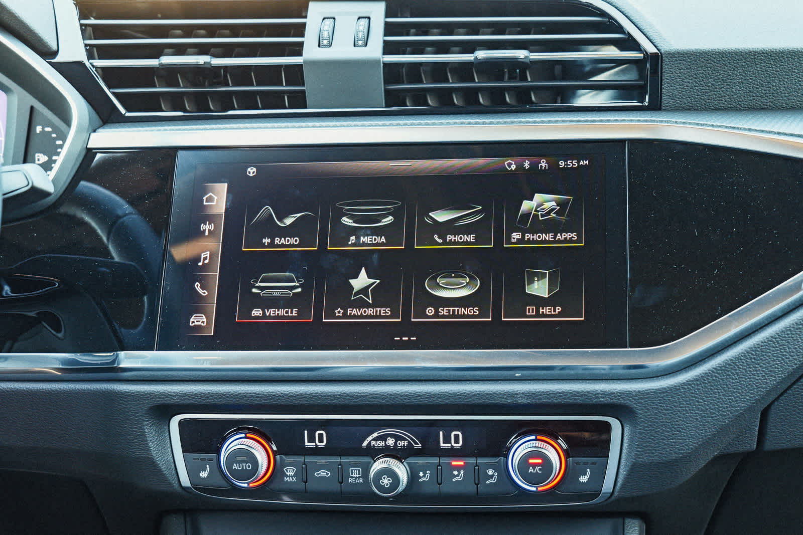 Thumbnail: 2025 Audi Q3 - 15