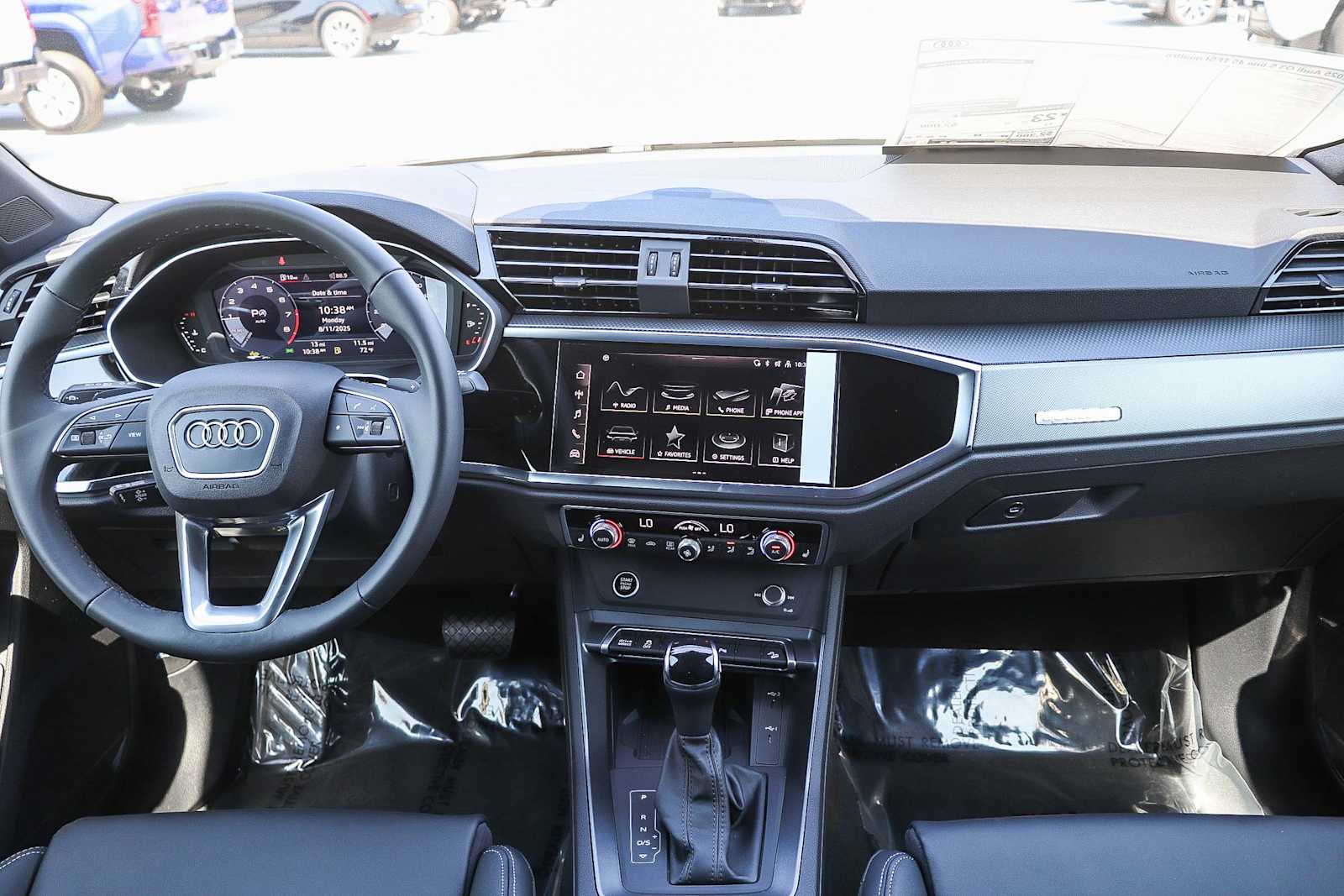 Thumbnail: 2025 Audi Q3 - 13