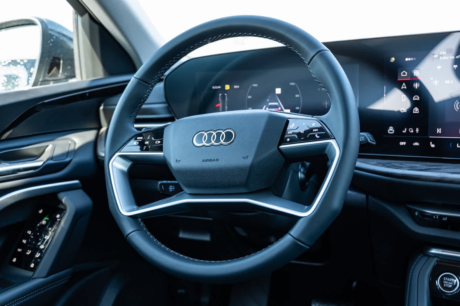 Thumbnail: 2025 Audi Q5 - 16