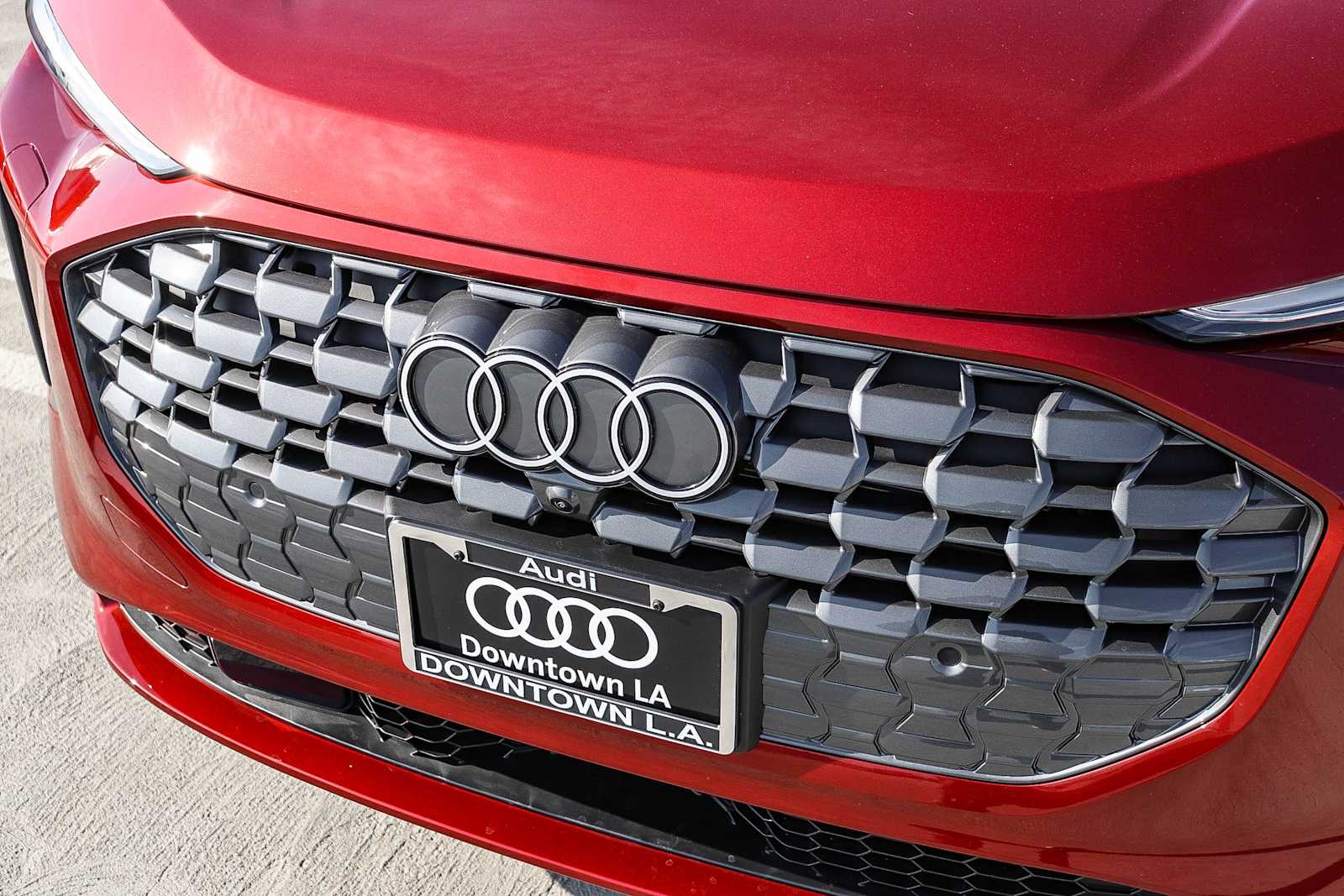 Thumbnail: 2025 Audi Q5 - 8