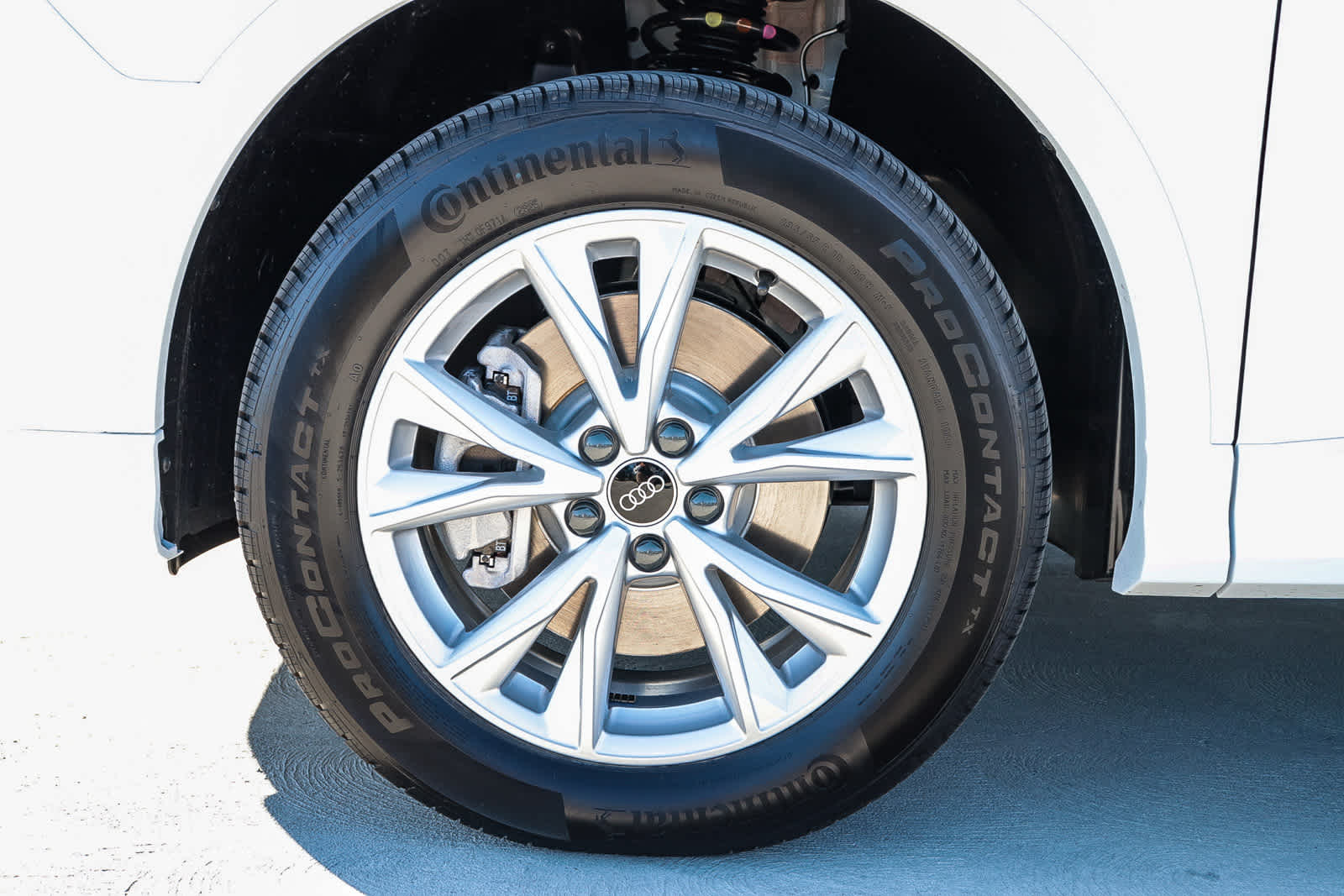 Thumbnail: 2025 Audi Q3 - 14