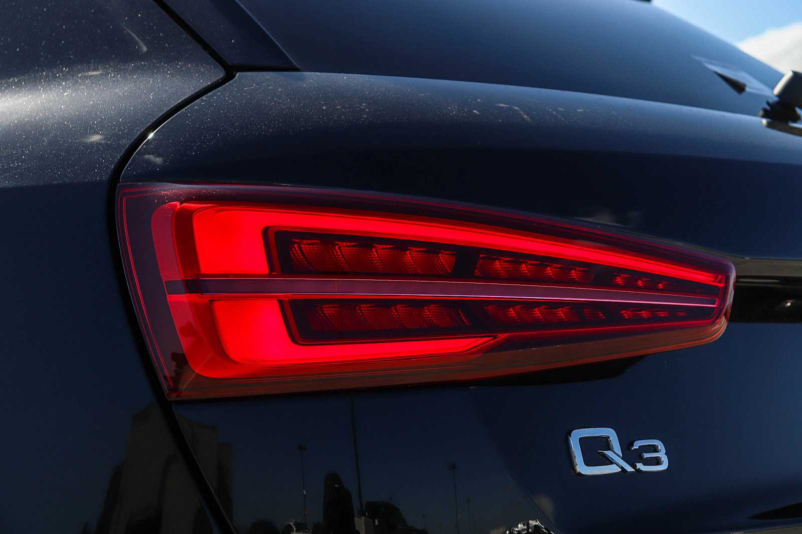 Thumbnail: 2018 Audi Q3 - 12