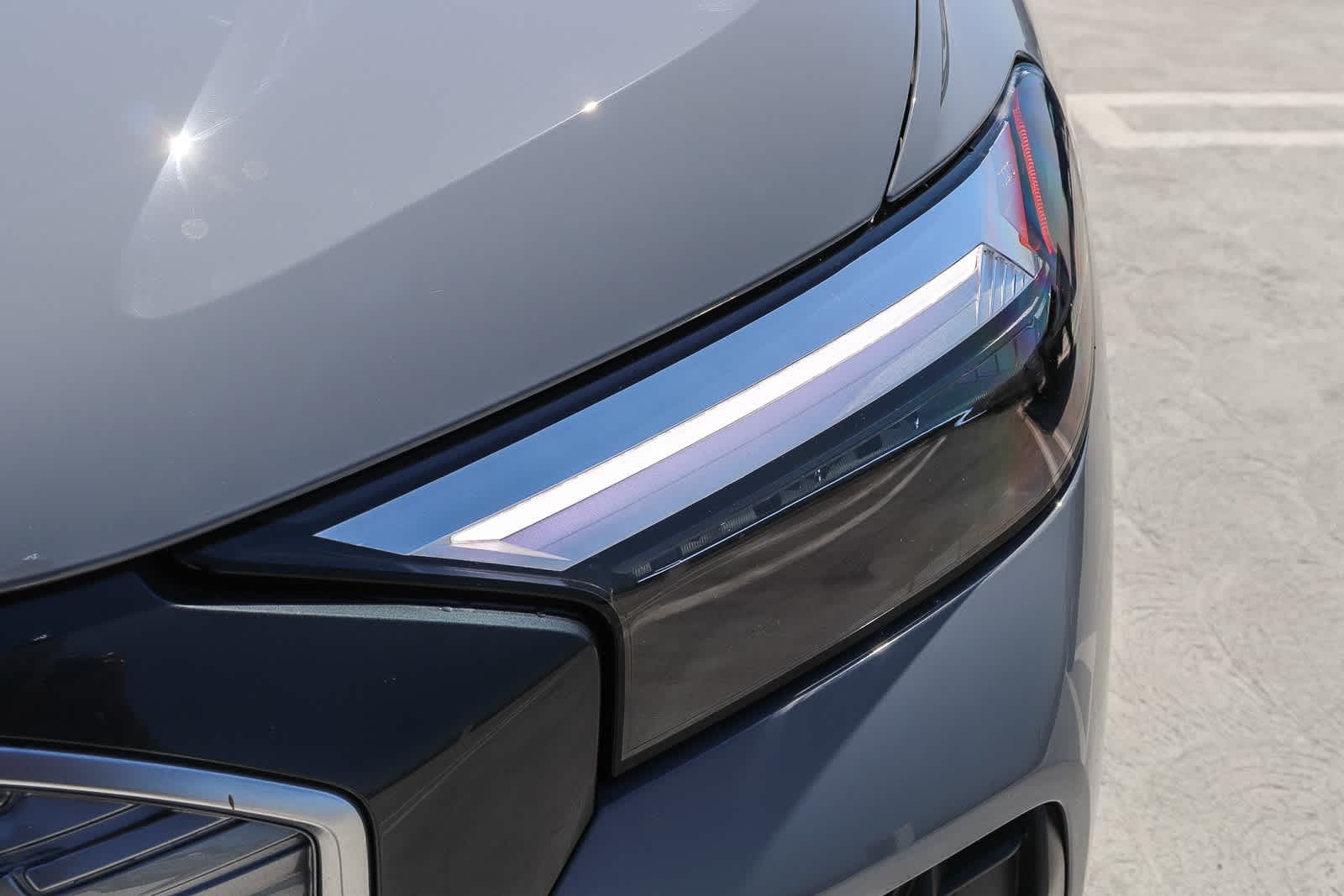 Thumbnail: 2023 Audi Q4 e-tron - 9