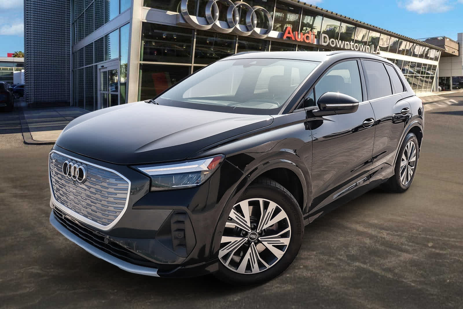 2023 Audi Q4 e-tron Premium -
                  Los Angeles, CA